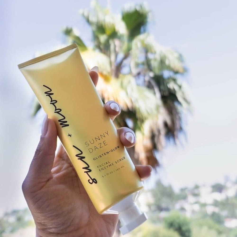 ✅ Sun + Moon Sunny Daze Facial Gel Enzyme Scrub Pinapple & Mango 5.1 fl oz